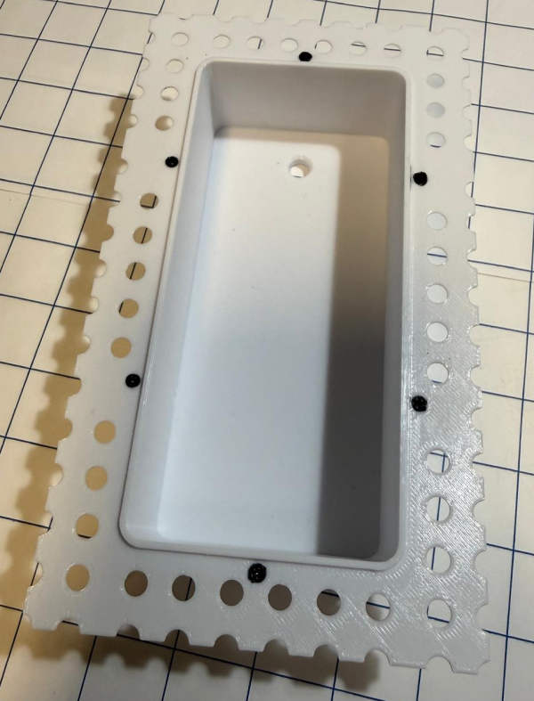 flashMount1 Obudowa podtynkowa dla czujki PDM-I12